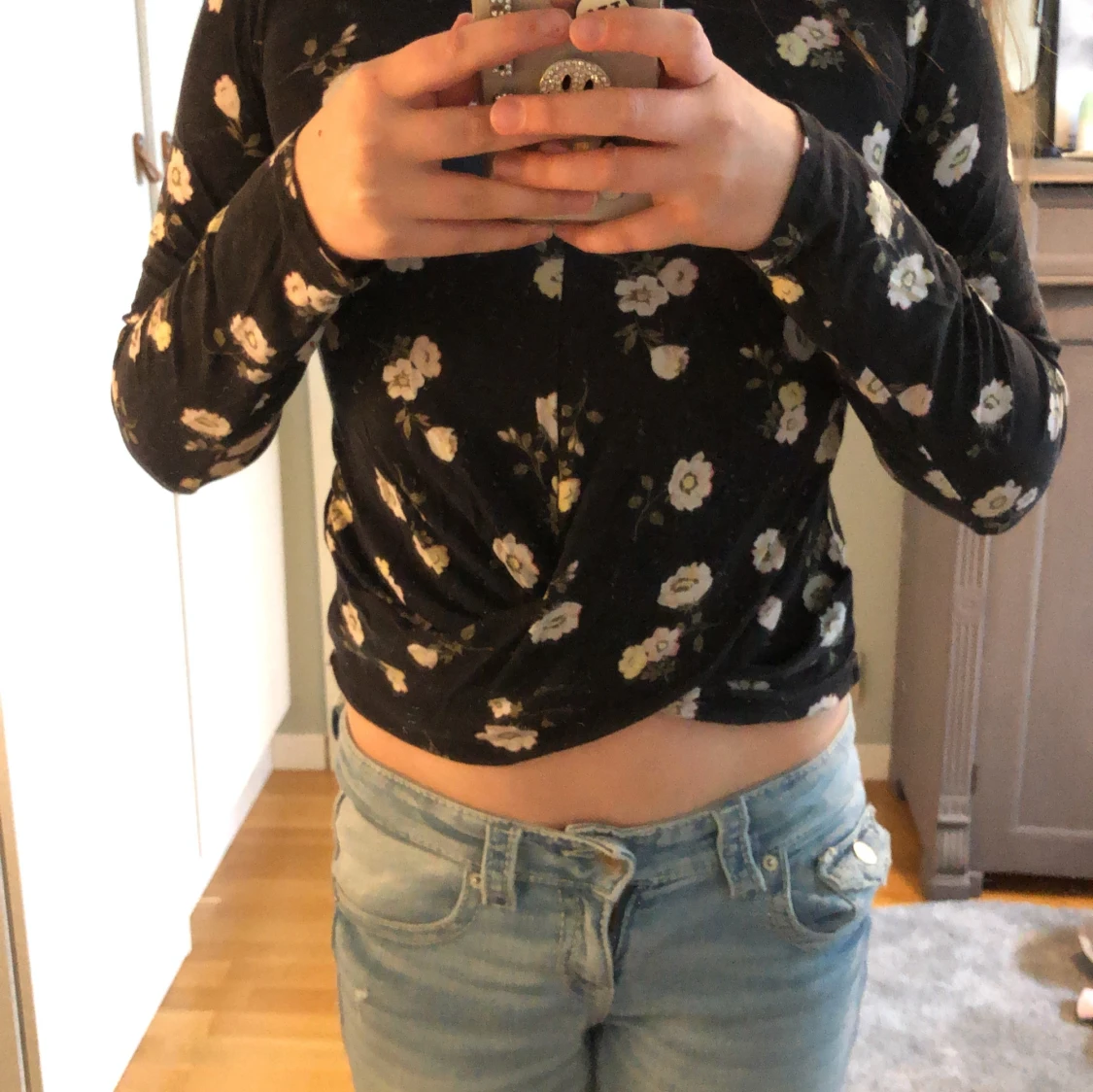 Långärmad blommig topp - 91