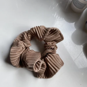 Hårsnodd - Snygg hårsnodd 