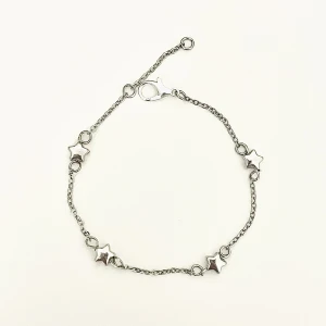 Fint armband  - Handgjort armband med stjärnor. Tryck på köp nu om du vill köpa💗