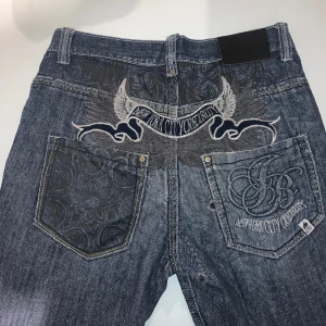 Johnny Blaze Jeans  - Riktigt feta Johnny Blaze jeans som är väldigt ovanliga. Hyfsat ok skick, skulle säga 7/10. Pris kan diskuteras! Hör av dig vid frågor! 