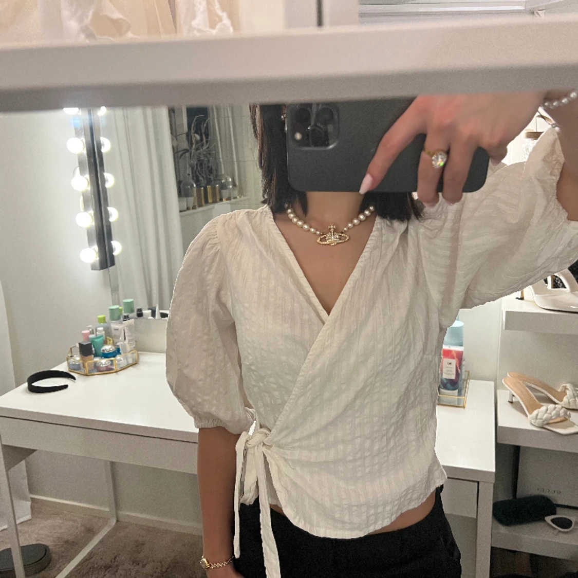 Söt blus med prislapp kvar - 90