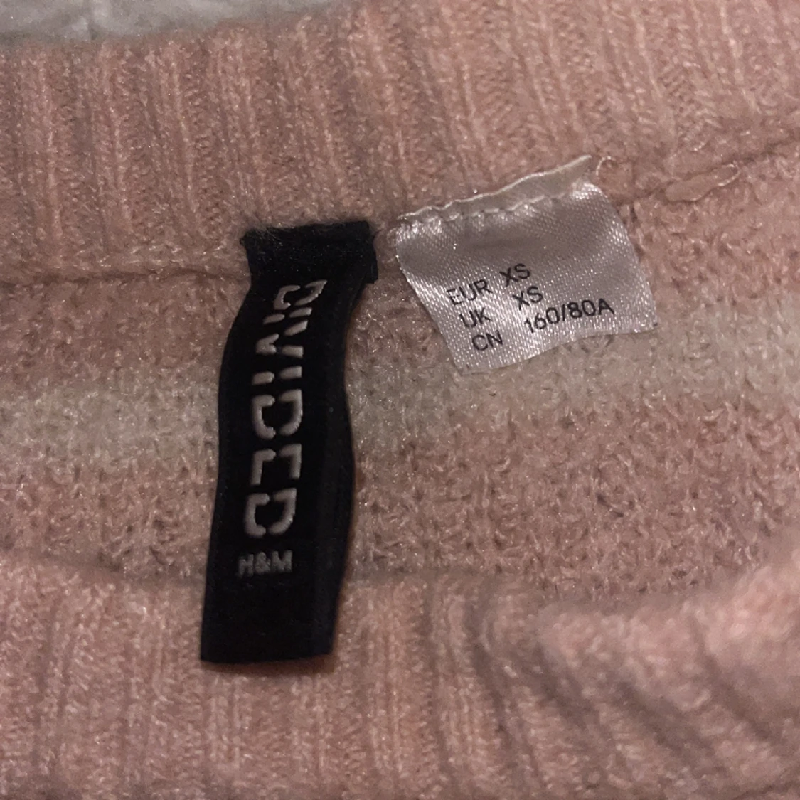 Stickad tröja  - 91