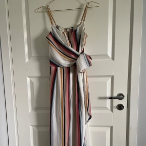 Jumper  - En så classy jumper som är oanvänd❤️