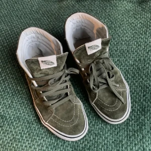 Gröna Vans  - Gröna Vans i stl 39