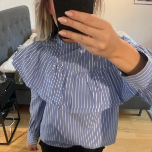 Blus  - En fin blus från other stories 