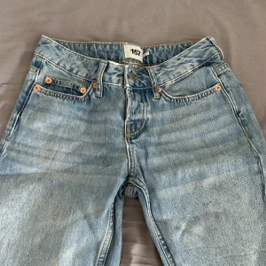 Jeans - Lager 157 Jeans!!! Icon!!! Storlek XXS men passar XS också🩵