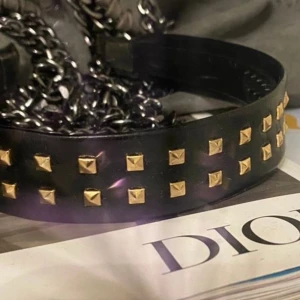 Hårbøyle aldri brukt - Verdens fineste hårbøyle som aldri er brukt, selges ved grunn at jeg klarte bestile 2 med uhell