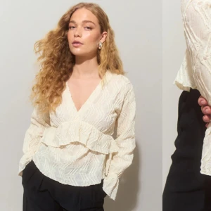 Blus - Super bra skick, kändes lite stor så säljer pga ingen användning