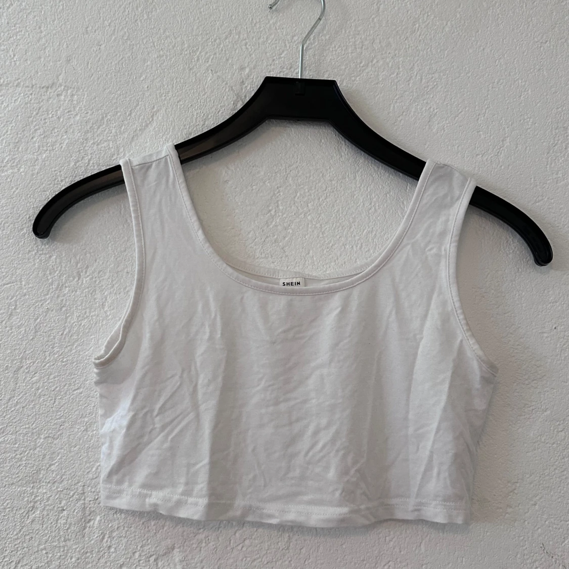 White and brown tops - 91