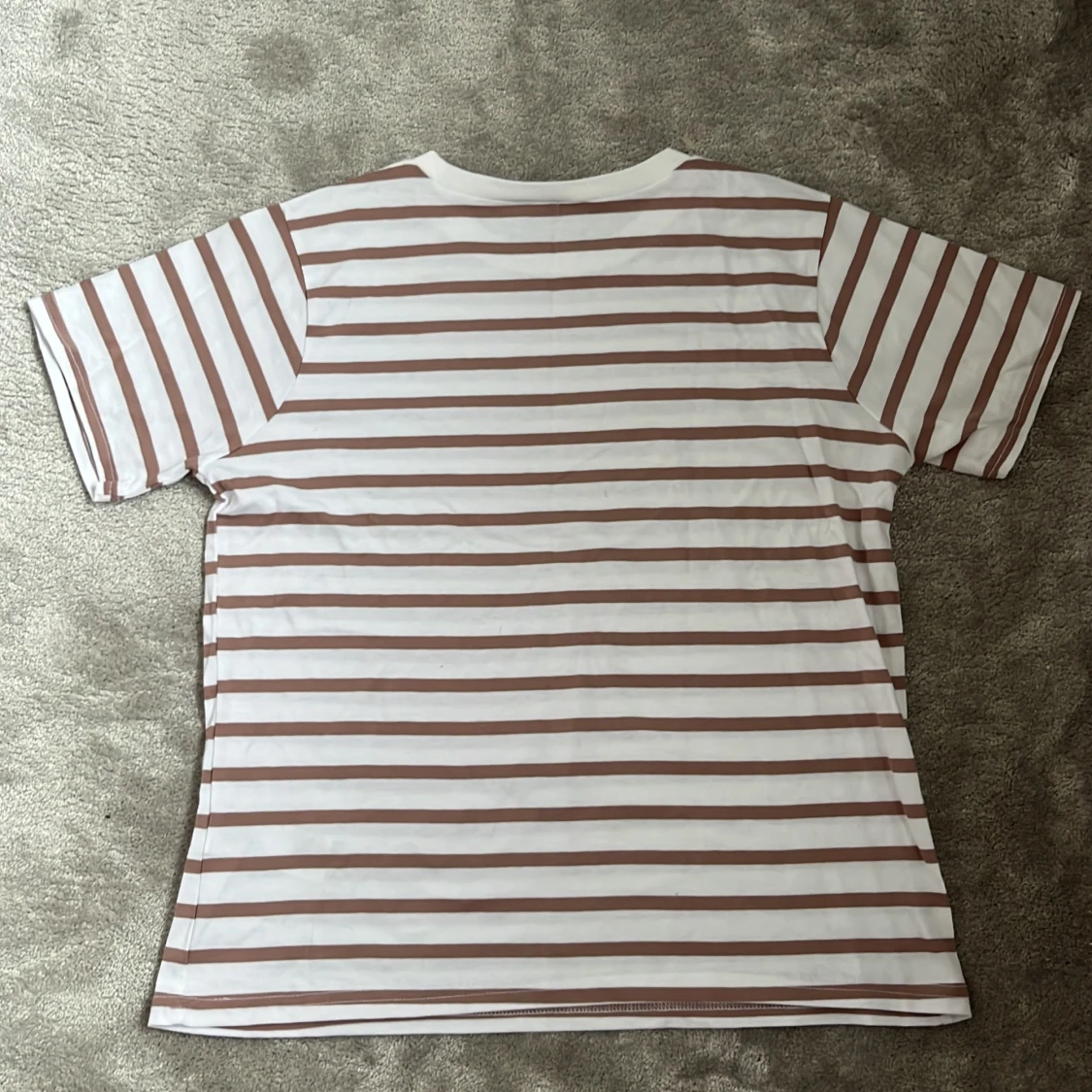 Randig T-shirt  - 90