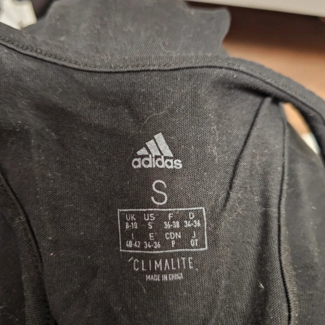 Svart linne från Adidas - 91