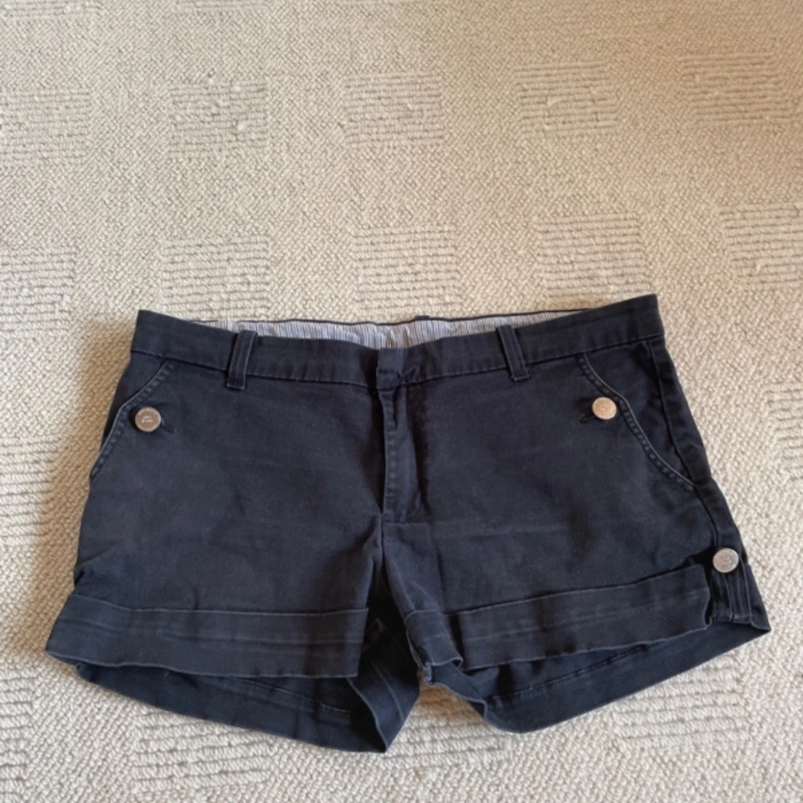 Lågmidjade shorts 