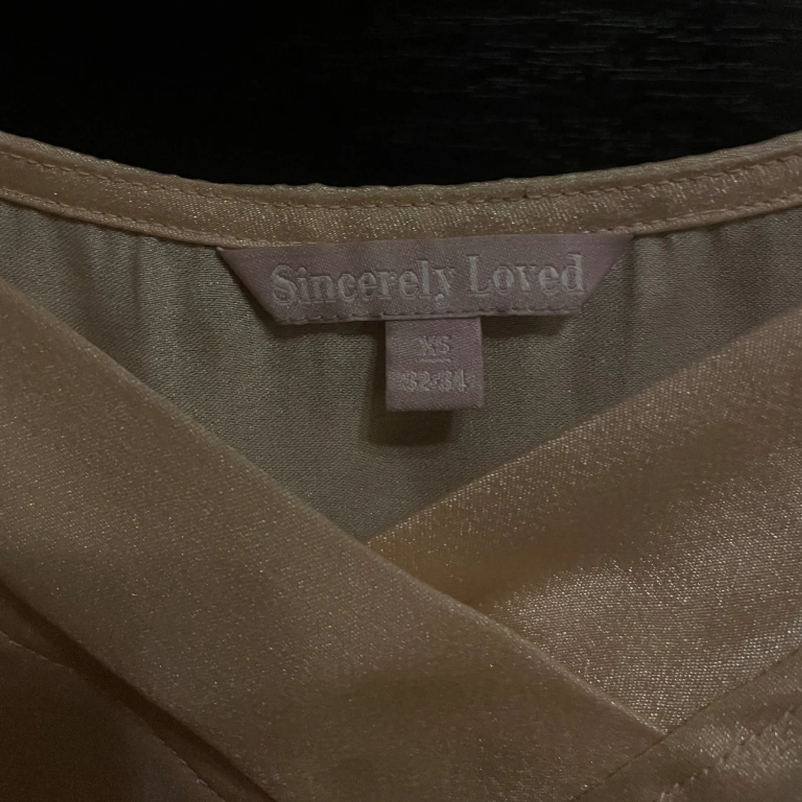 Ljusrosa satinlinne - 90