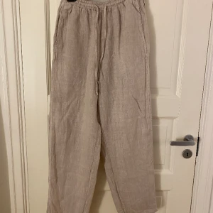 Beiga Linne byxor! - Högdmidjad! Stora i storleken