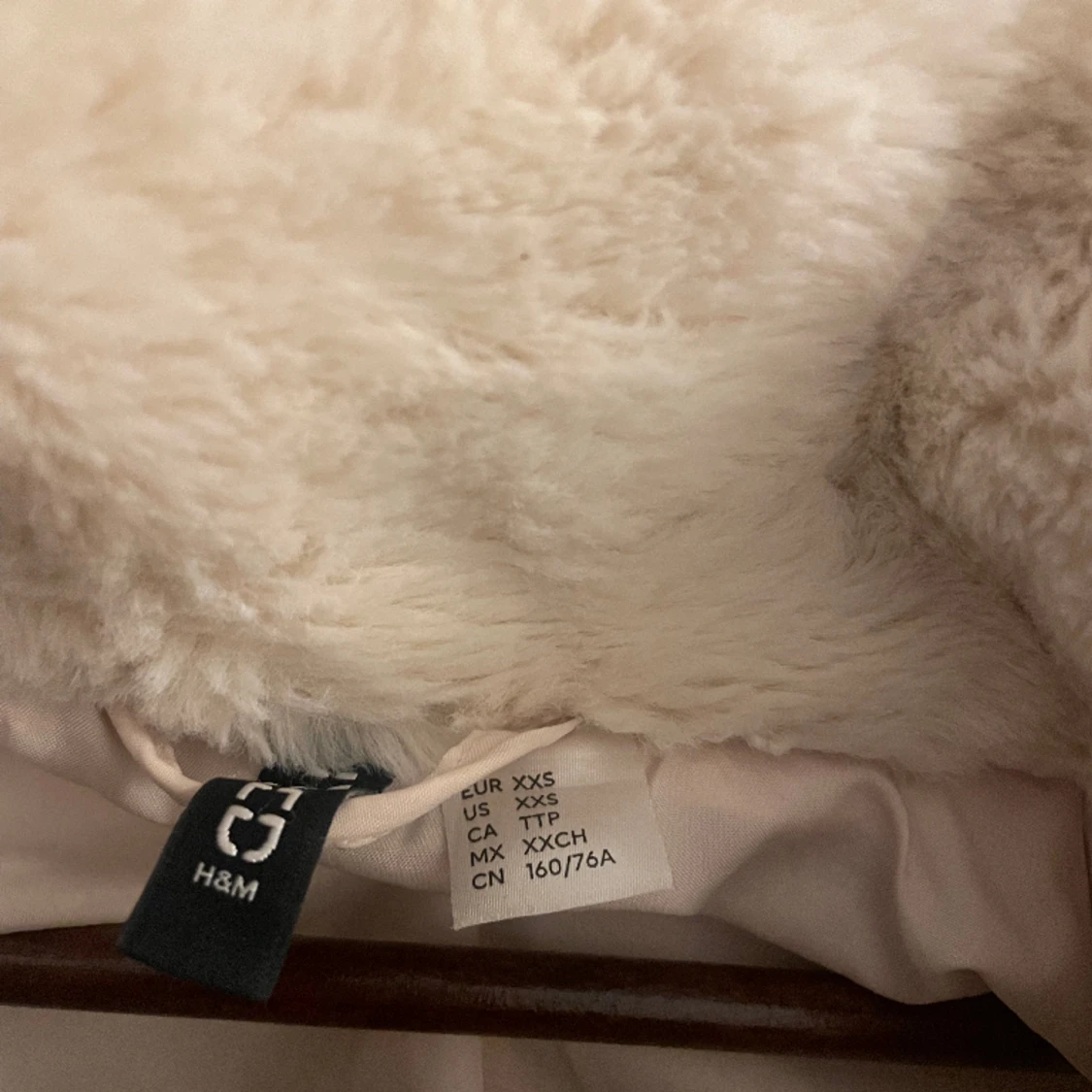 Trendig pälsjacka - 91