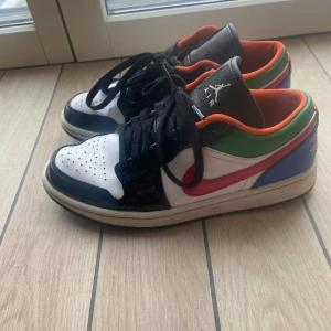Jordans  - Sneakers ifrån jordans i storlek 40! Är öppen för andra prisförslag!💓