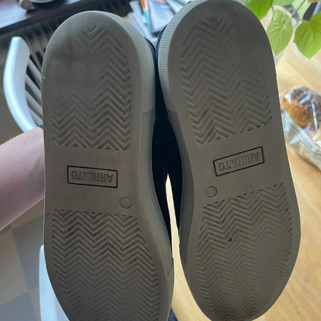 Axel arigato mocha - 90