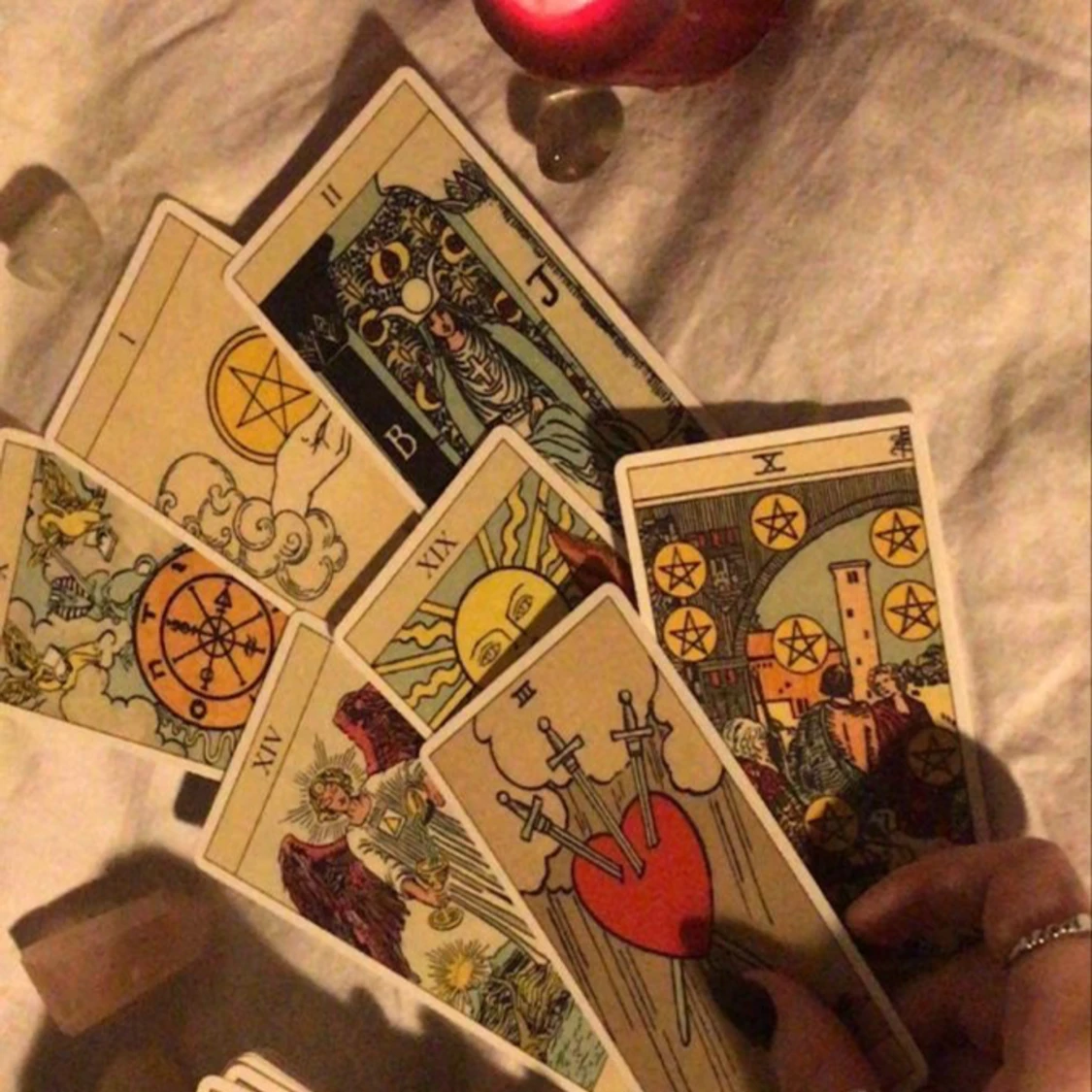 Läsningar tarot samt annat!