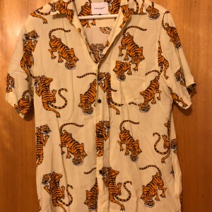 Viscos skjorta  - Nyskick  Herr avslappnad S