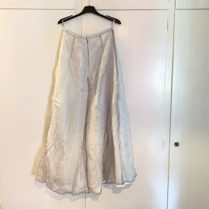 Långkjol  - Fin långkjol för festen 