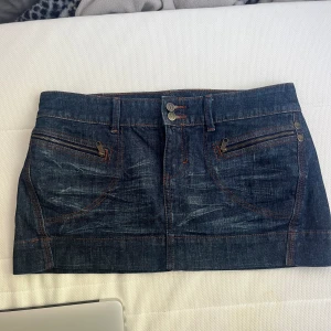 Blå Minikjol - Jätte snyg vintage jeans minikjol💙💙💙