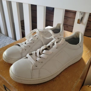 Björnborg sneackers  - Björborg sneackers, fint skick använda 1 gång!