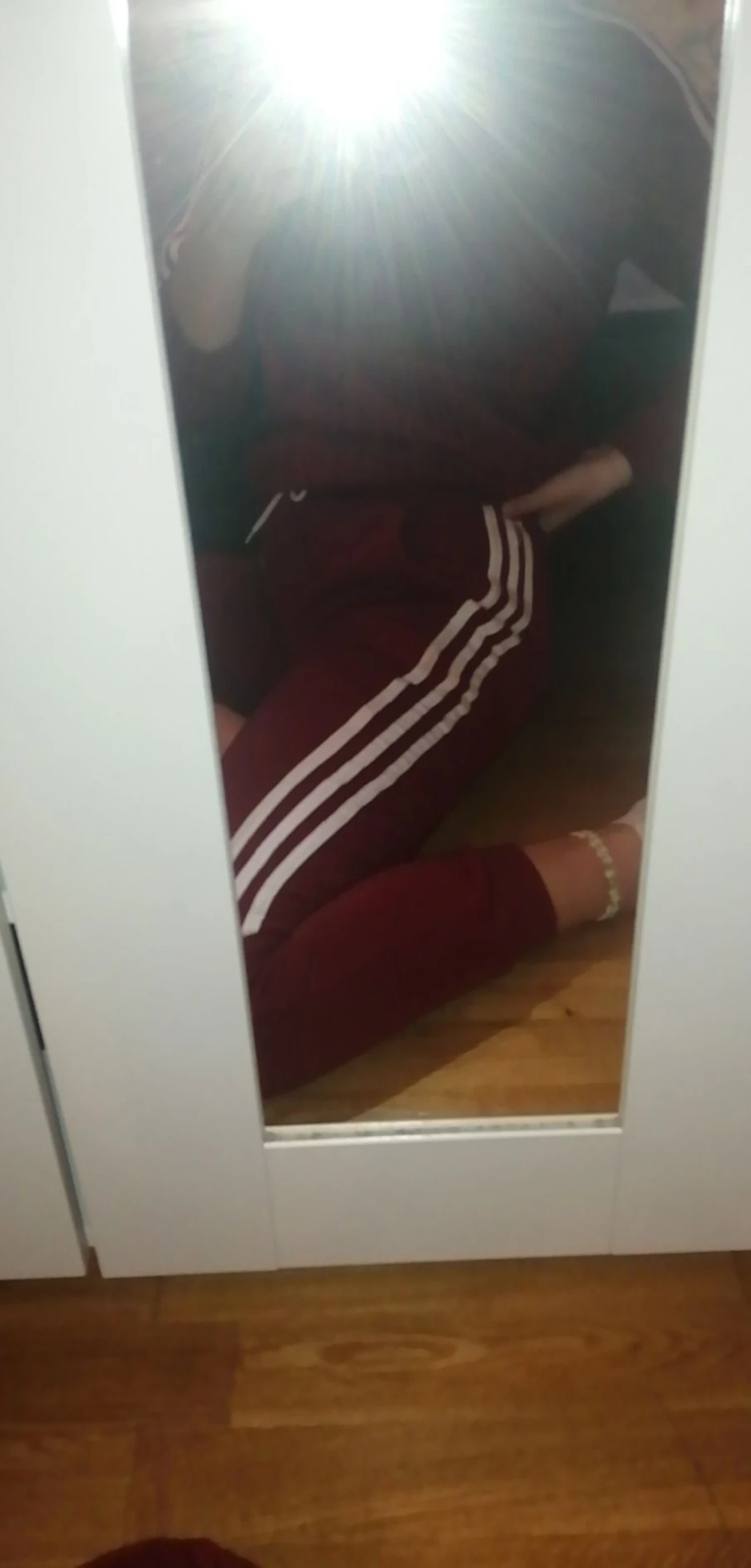 Adidas byxor i bra skick  - 90