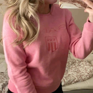  - Gant tröja som jag använt fåtal gånger, nytt skick