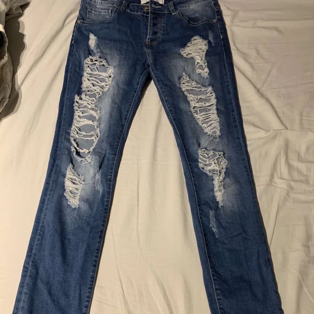 Snygga Sixth June jeans, skriv bud⚡️. Jeans & Byxor.