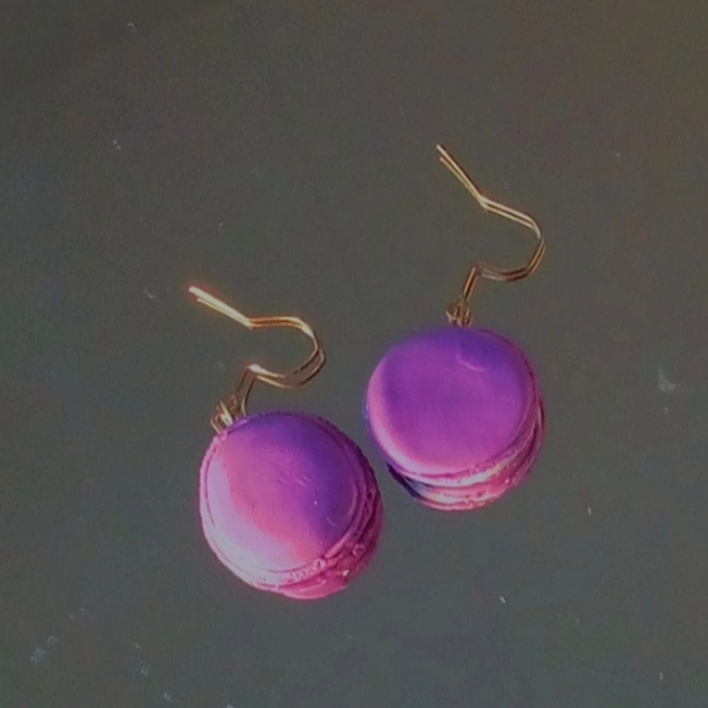 I've made these earrings by myself! / shipping 15kr . Accessoarer.