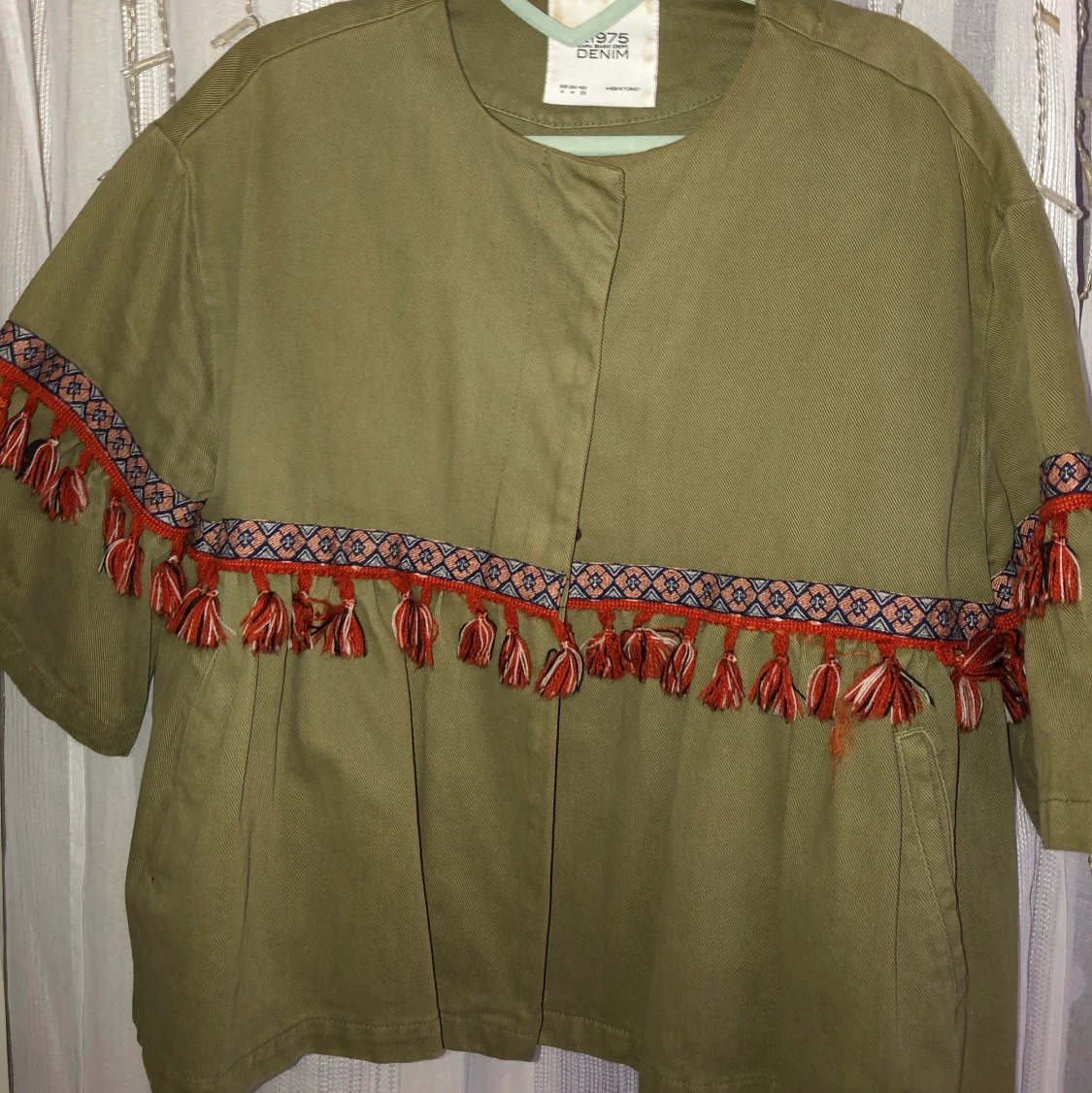 Grön jeansjacka med fransar - Zara, strl M