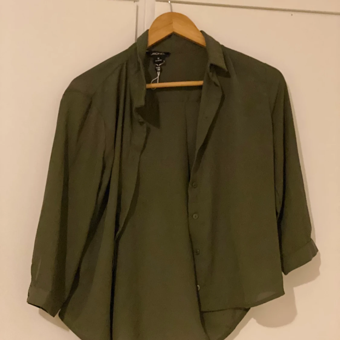 Khaki blus kortärmad