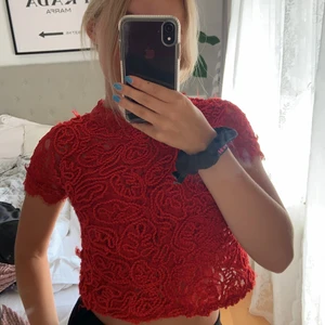 Röd spettstopp Zara - Topp med dragkedja från Zara. Använd 5-10ggr