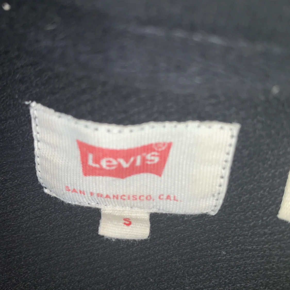 Levis hoodie strl S - 90