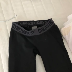 Gymstark tights strl S - Jättefina träningstights, tyvärr för små för mig. Grattis frakt