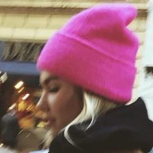 Rosa beanie - Perfect condition, worn twice, 70 kr + shipping ❤️