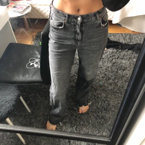 Gråa raka jeans - Gråa raka jeans från zara