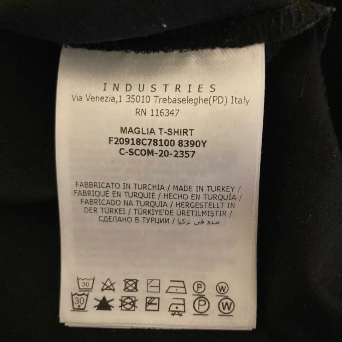 Moncler T-Shirt (M) - 90