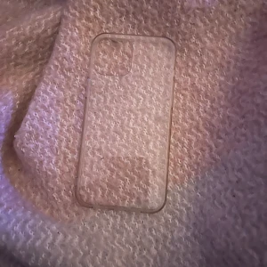 IPHONE 12 PRO Max skal - Genomskinligt