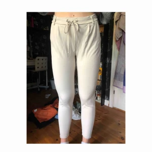  - Nästan aldrig använda, med fake fickor där bak 