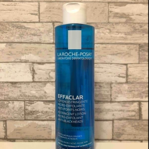  - Toner från La Roche-Posay effaclar - ca. 80% kvar (se bilden) - sälja pga det passar inte med min hud - köparen står för frakt