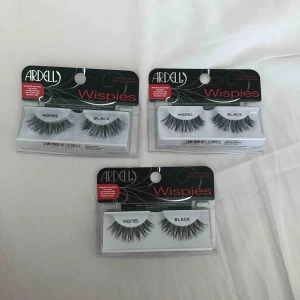  - Helt nya oanvända och frakten ingår Kan ta stycke pris 43kr 