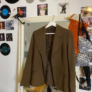 Kavaj - Frakt: 63kr💕💕