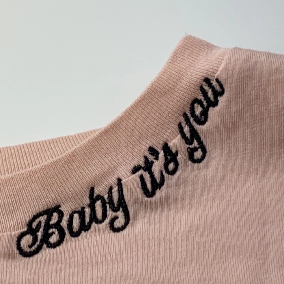 tshirt från h&m - 90