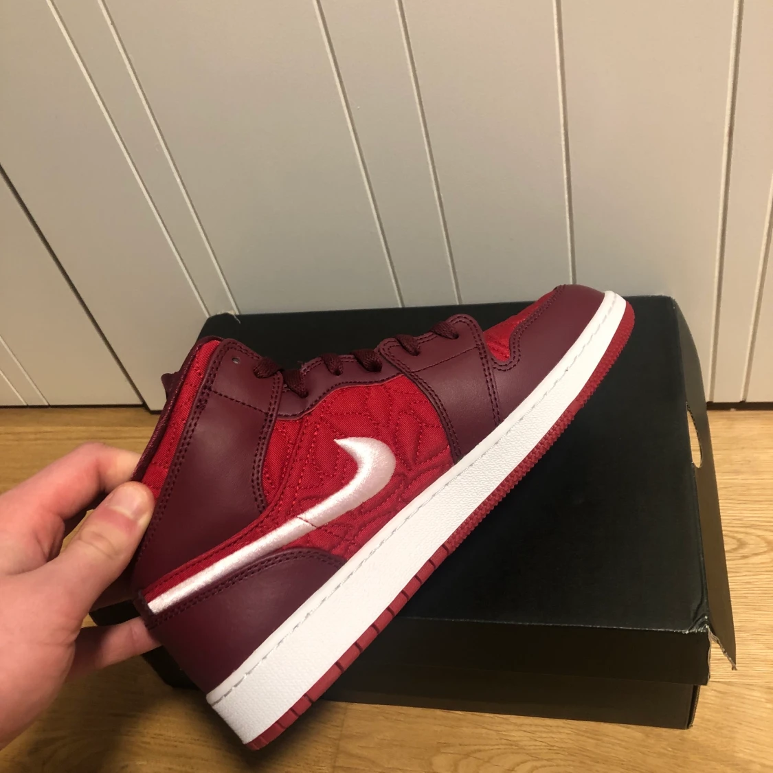 Jordan 1 Mid Red Quilt - 91