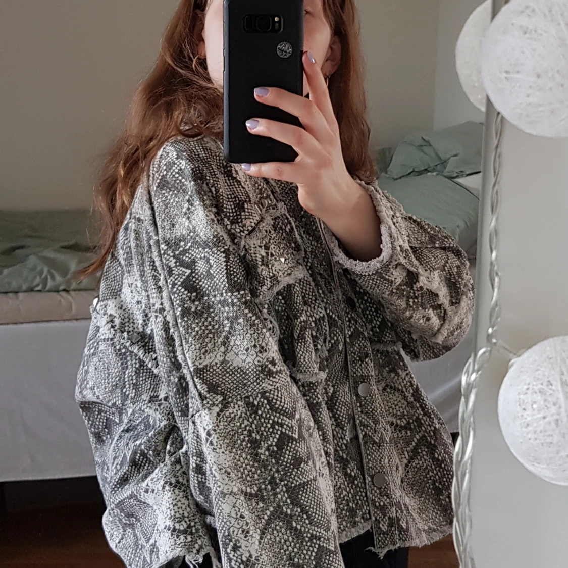 Jeansjacka i snakeprint - 90