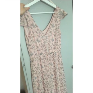  - Somrig maxiklänning 