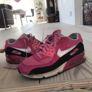  - Mina älskade AirMax !! Dem har mycket kvar att ge😍