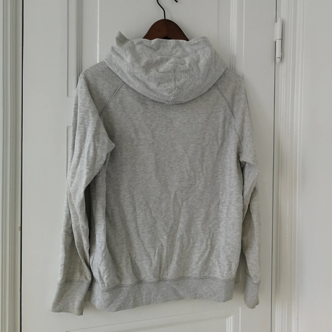 Grå GAP-hoodie - 91