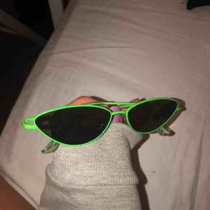  - Coolaste brillorna!! Endast använda 1 gång